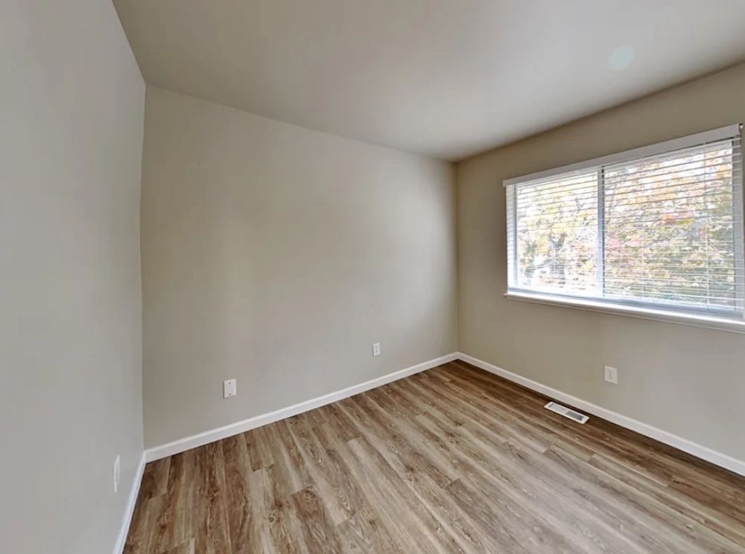 4BED AVAILABLE gallery image in Maple Valley, Washington