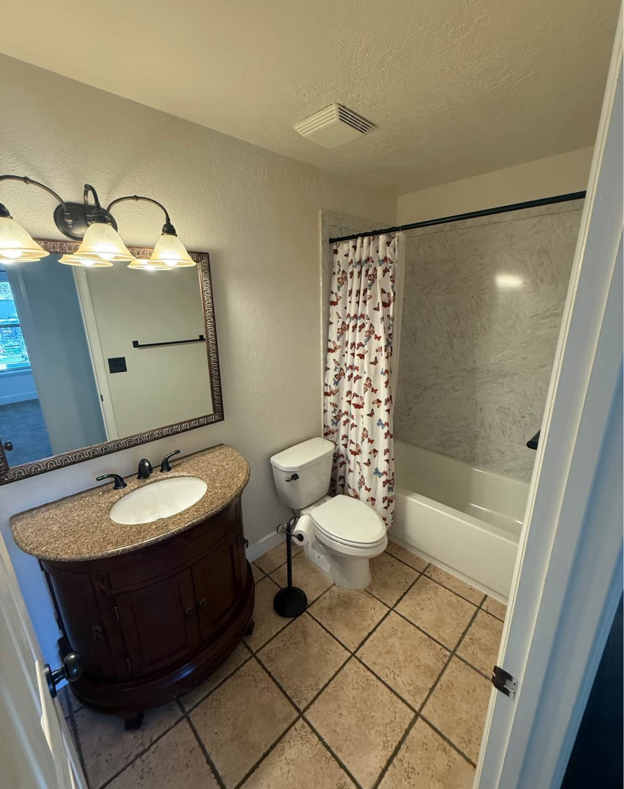 It 3bed 2 baths available it beautiful gallery image in buffalo, New York