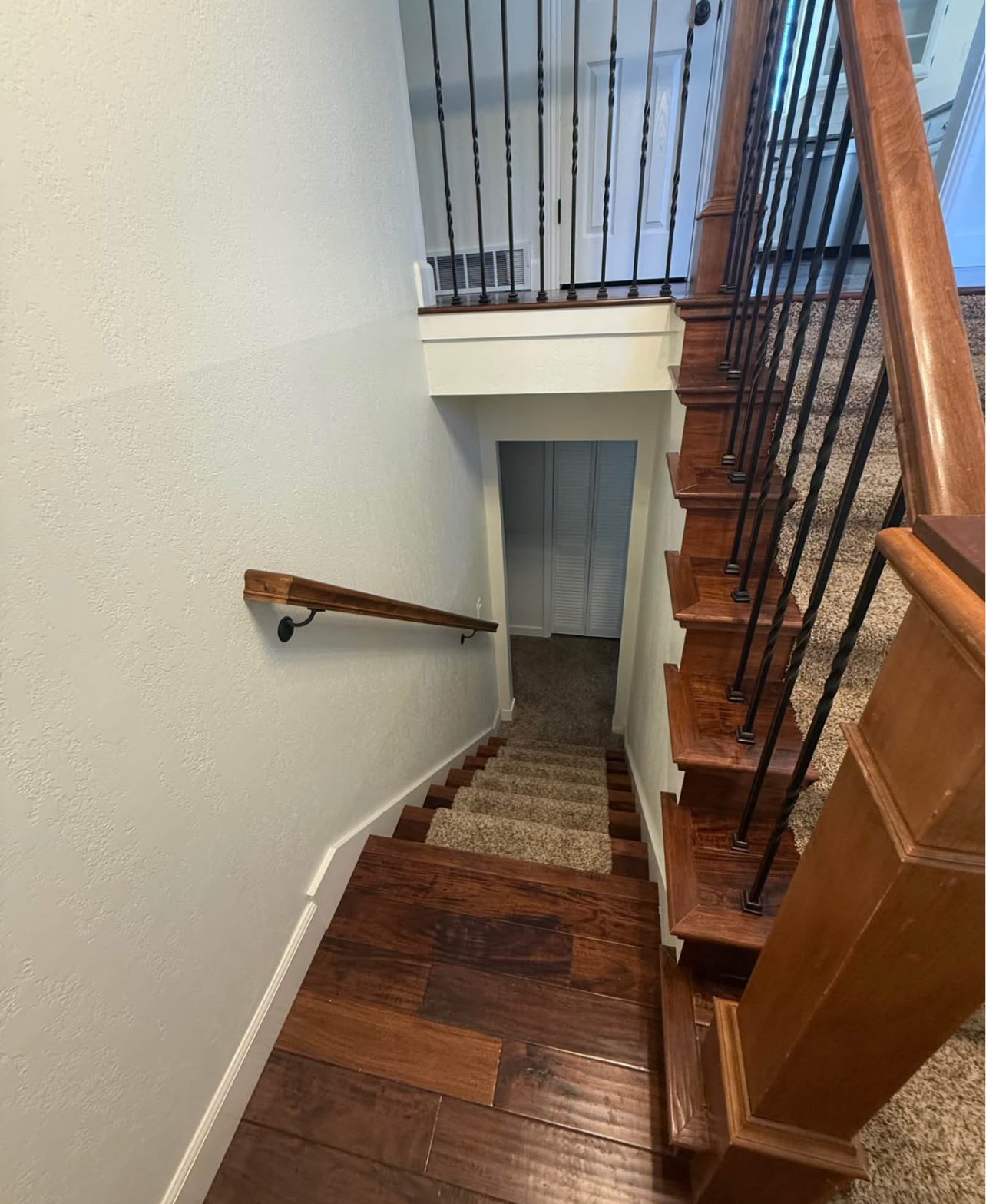 It 3bed 2 baths available it beautiful gallery image in buffalo, New York