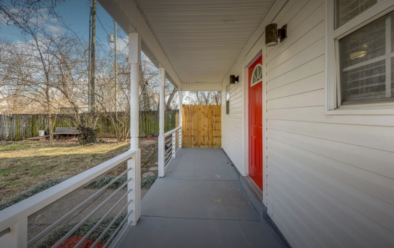 It 3bed 2 baths available it beautiful gallery image in buffalo, New York