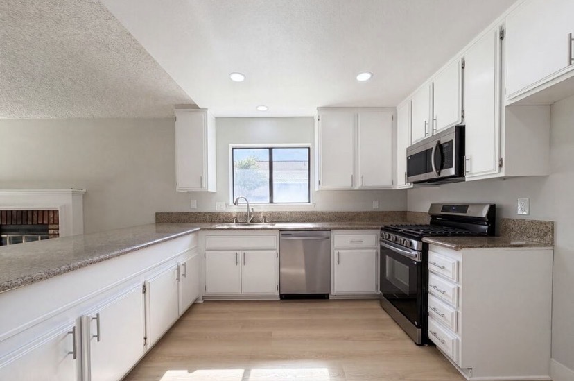 Family homes for rent gallery image in Lancaster, California
