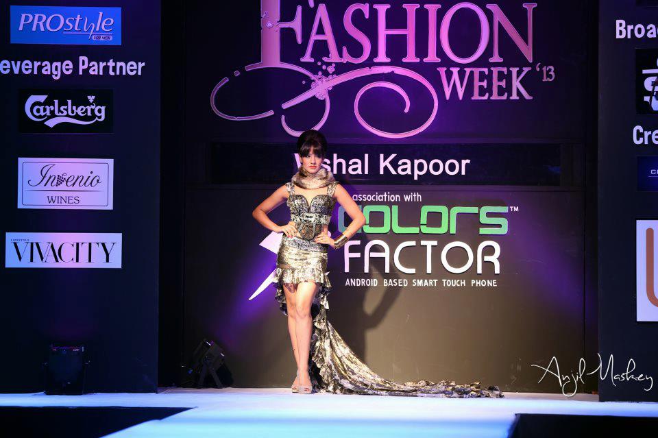 Priyanka Karki Bollywood Page 3 TGIF Fashion Week 2013 8