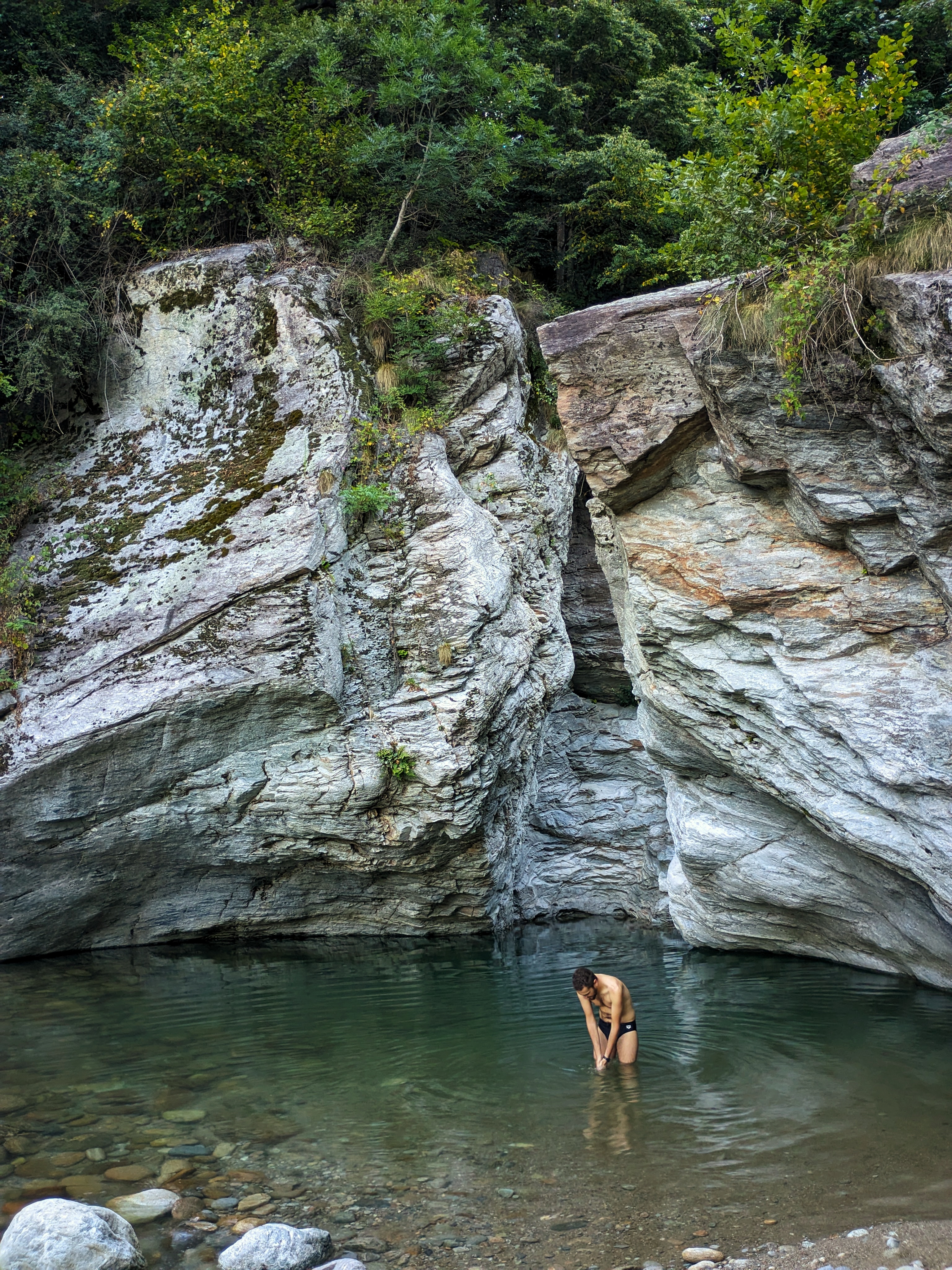 Swimming at Guje di Garavot