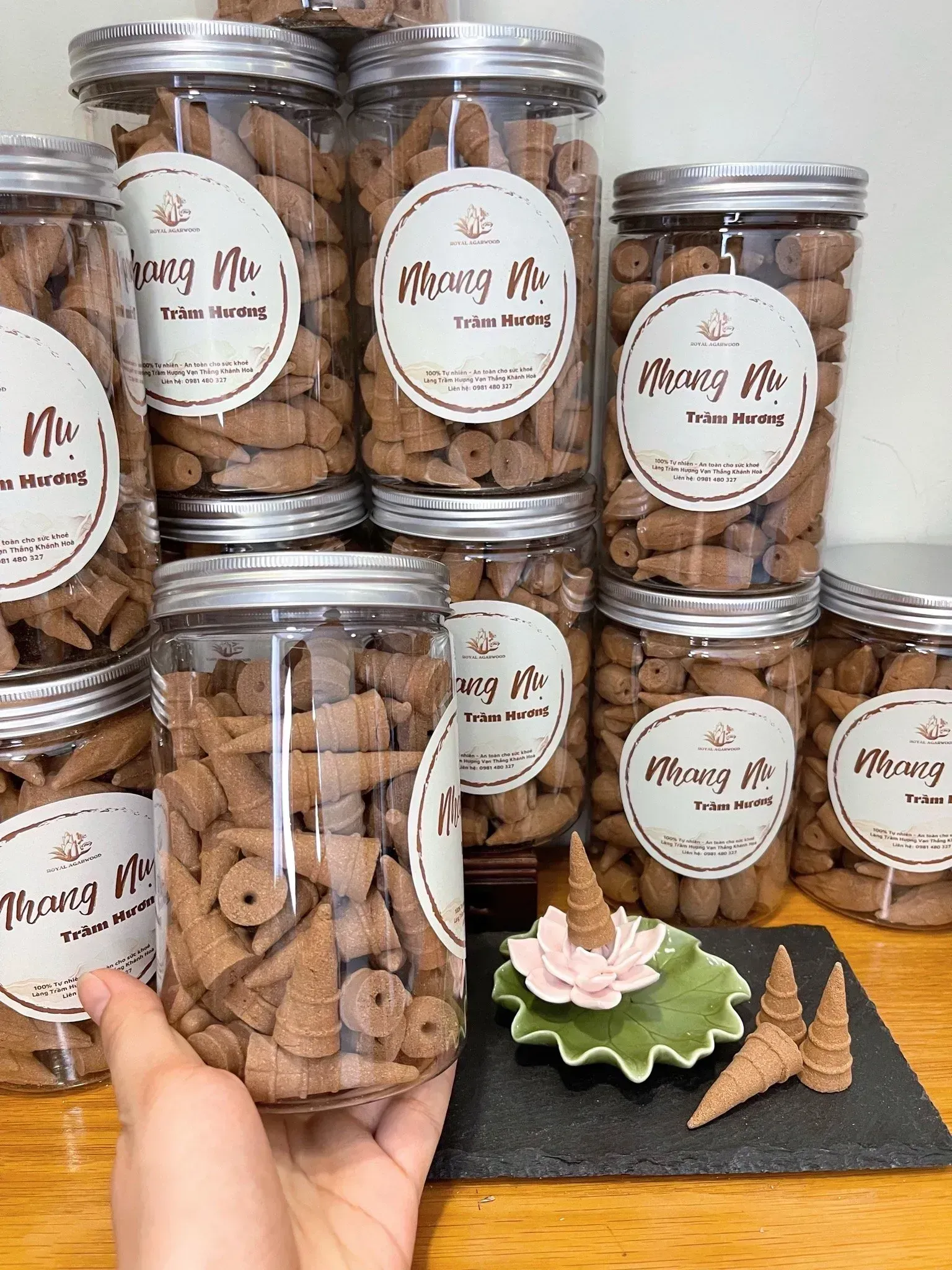 Nhang nụ - viên nén trầm hương dùng thác khói chảy ngược thành phần thiên nhiên [hộp 80 nụ]