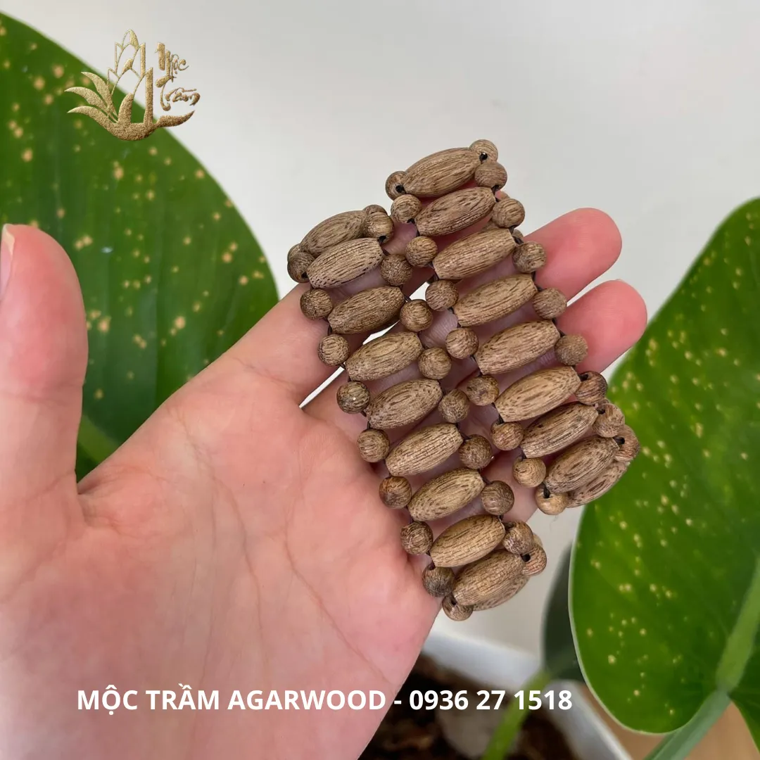 Vòng tay lắc tay trầm hương Mộc Trầm bản dây đồng hồ hạt trụ và hạt tròn