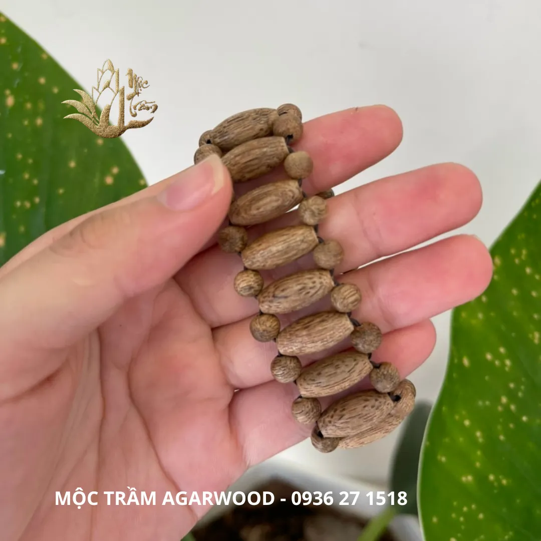 Vòng tay lắc tay trầm hương Mộc Trầm bản dây đồng hồ hạt trụ và hạt tròn