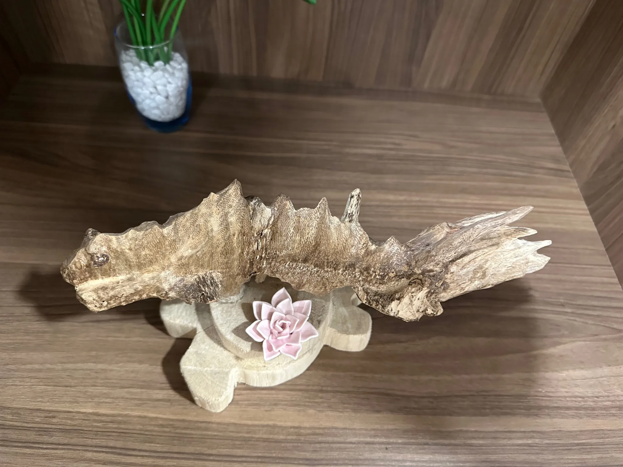 Hết hàng_Trầm hương cảnh phong thuỷ - CÁ CHÉP - Trầm hương mộc tự nhiên - dáng ghép cá chép ngang 32 cm Mộc Trầm Agarwood