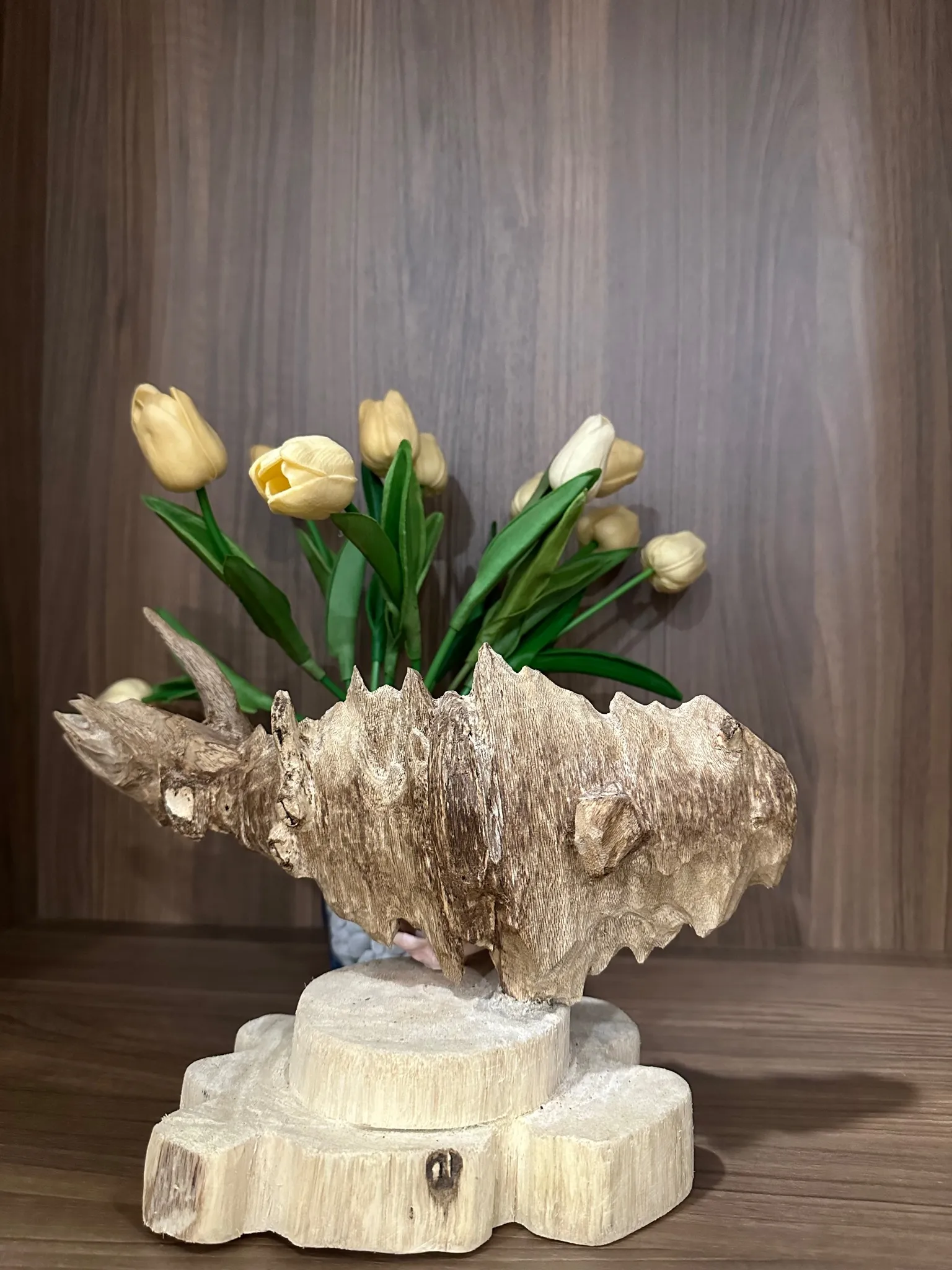 Hết hàng_Trầm hương cảnh phong thuỷ - CÁ CHÉP - Trầm hương mộc tự nhiên - dáng ghép cá chép ngang 32 cm Mộc Trầm Agarwood