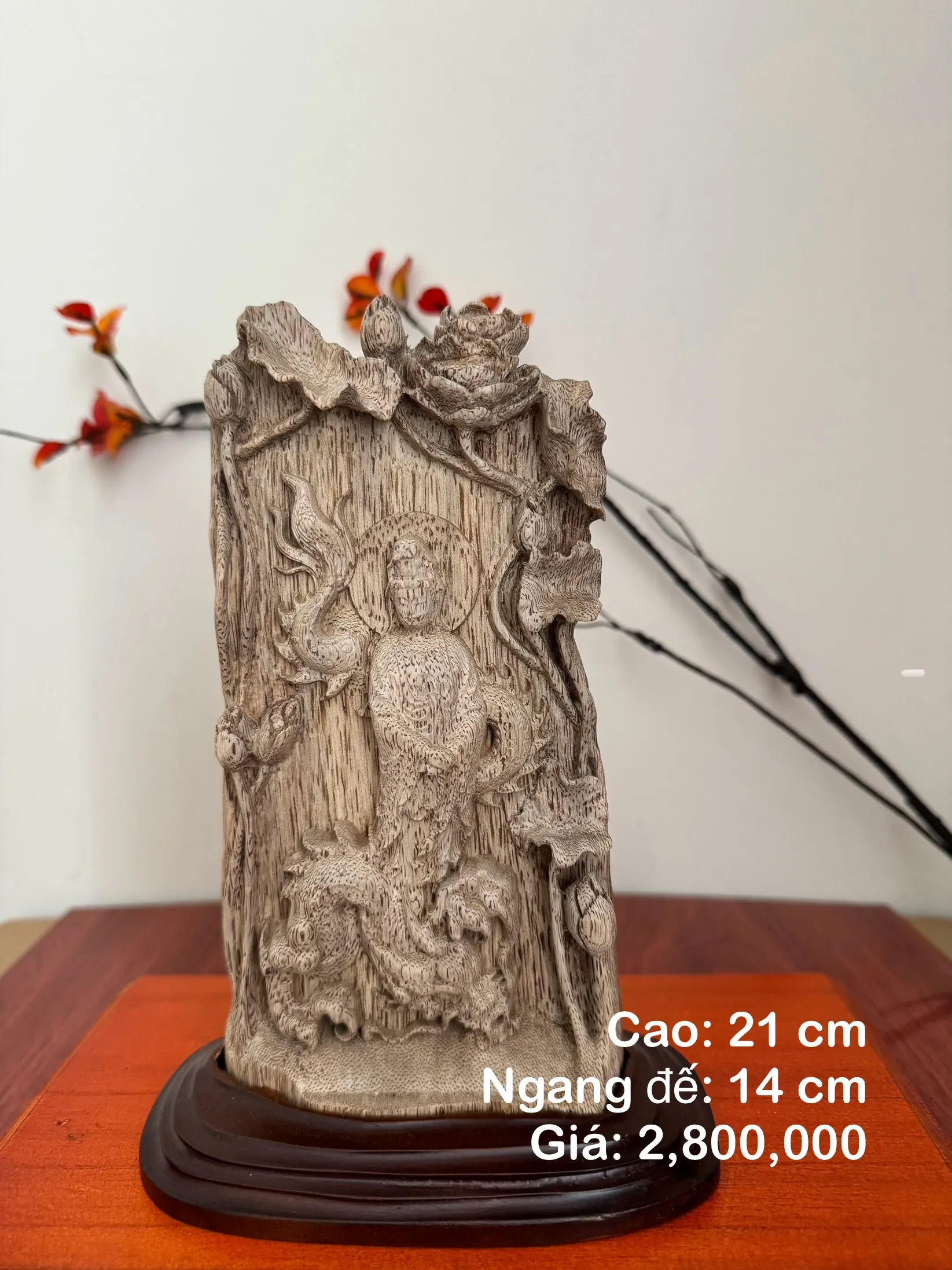 Hết hàng_Tượng trầm hương_Cảnh trầm hương để xe ô tô điêu khắc Quan Âm Hoa sen và Rồng