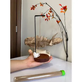 Đế cắm và giữ đốt que trầm hương không tăm đế gỗ thanh kim loại chắc chắn làm quà tặng quà tri ân