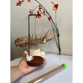 Đế cắm và giữ đốt que trầm hương không tăm đế gỗ thanh kim loại chắc chắn làm quà tặng quà tri ân