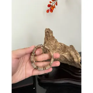 Vòng tay trầm hương bản lắc tay thô từ phôi trầm hương tự nhiên Trầm kiến Việt Nam