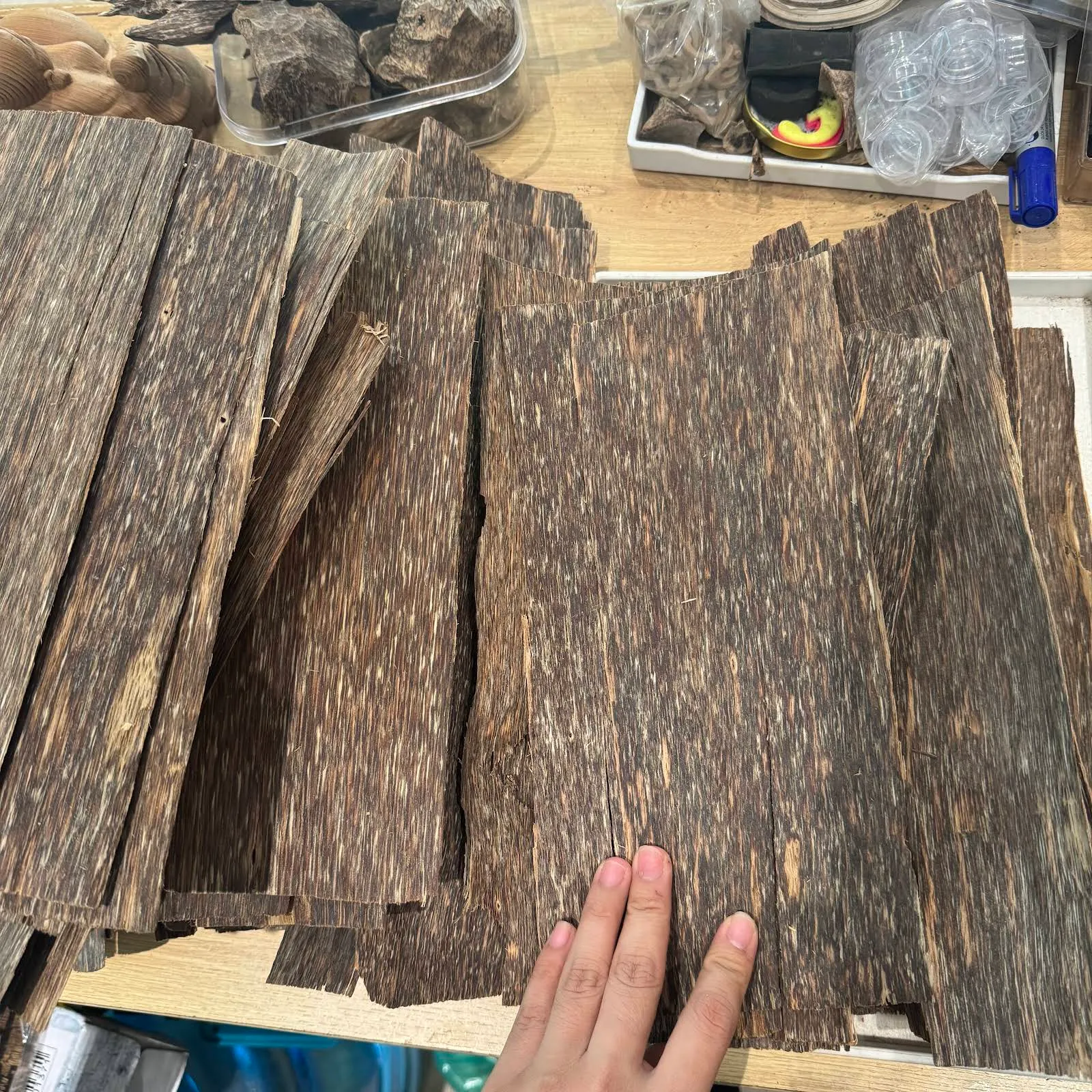Trầm miếng xông Trầm sánh 1 mặt dầu VIP Mộc Trầm Agarwood_Flat Agarwood
