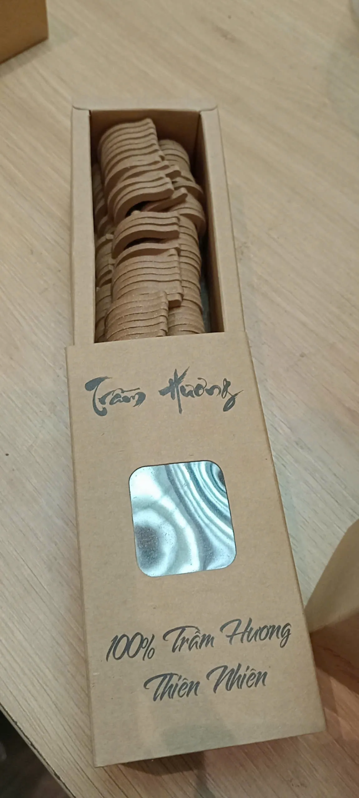 Trầm Hương Vân Mây_100% Trầm Hương Thiên Nhiên