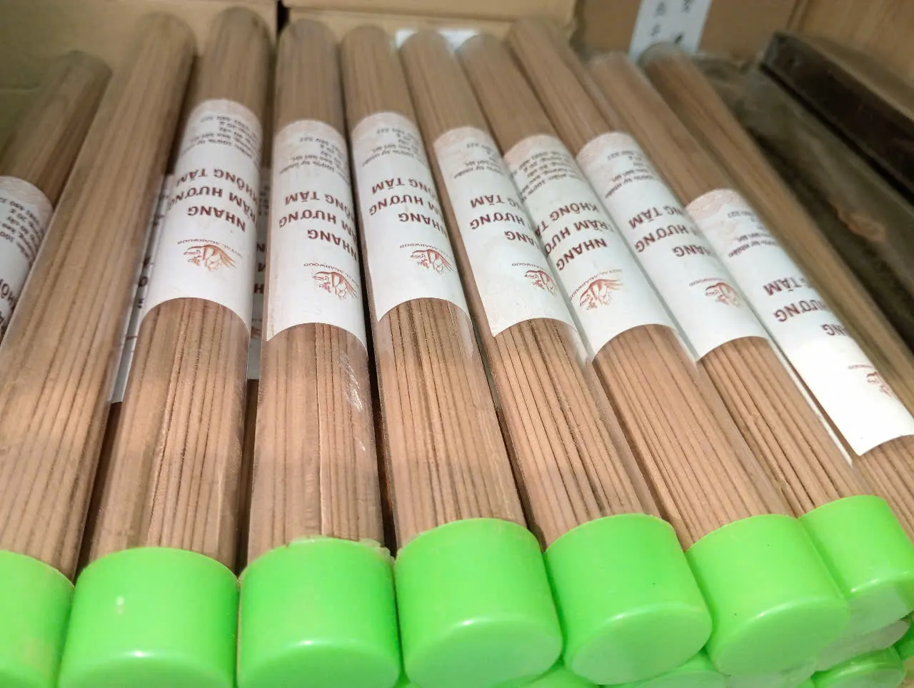 Nhang Trầm Hương Không Tăm Ống Nâu_Phổ Thông