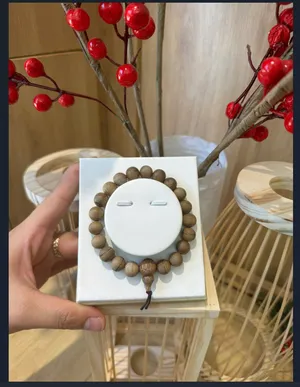 VÒNG TRẦM HẠT TRÂN CHÂU_QUÝ PHÁI, THANH LỊCH