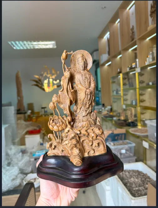 Đã bán _TƯỢNG PHẬT BÀ QUAN ÂM BỒ TÁT_TRẦM HƯƠNG THIÊN NHIÊN