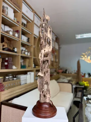 Trầm cảnh khối trầm hương tự nhiên trang trí cao 86cm Mộc Trầm Agarwood