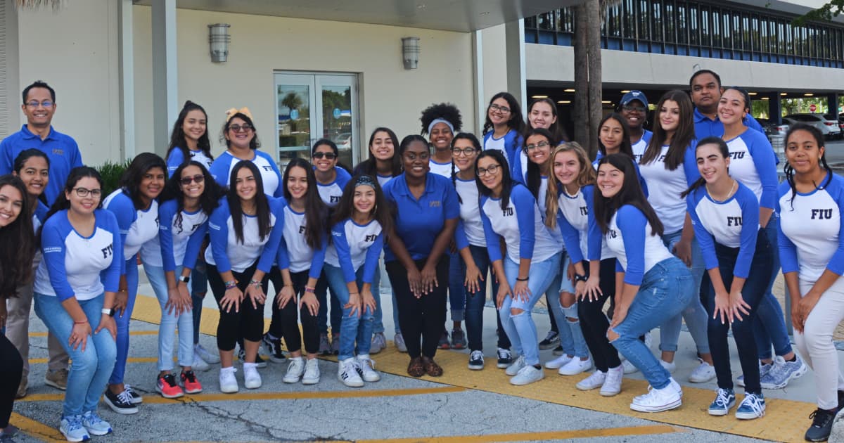 Summer Camp Inspires Girls To Pursue Construction Management Fiu News Florida International University