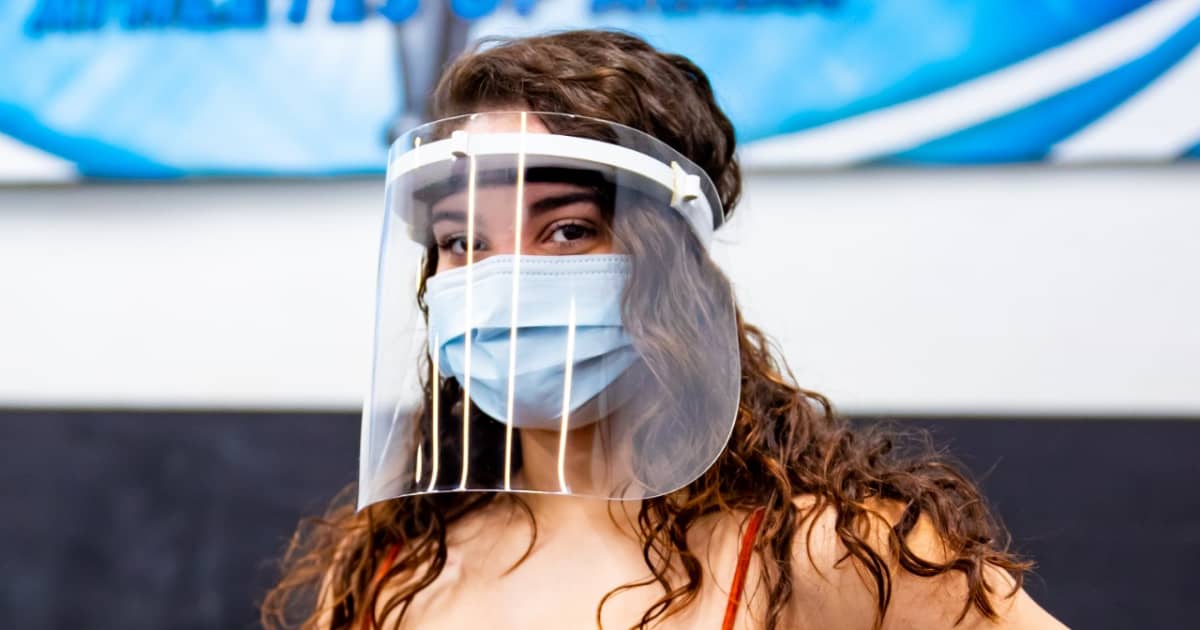 Alumna leads effort to assemble, provide face shields to health care
