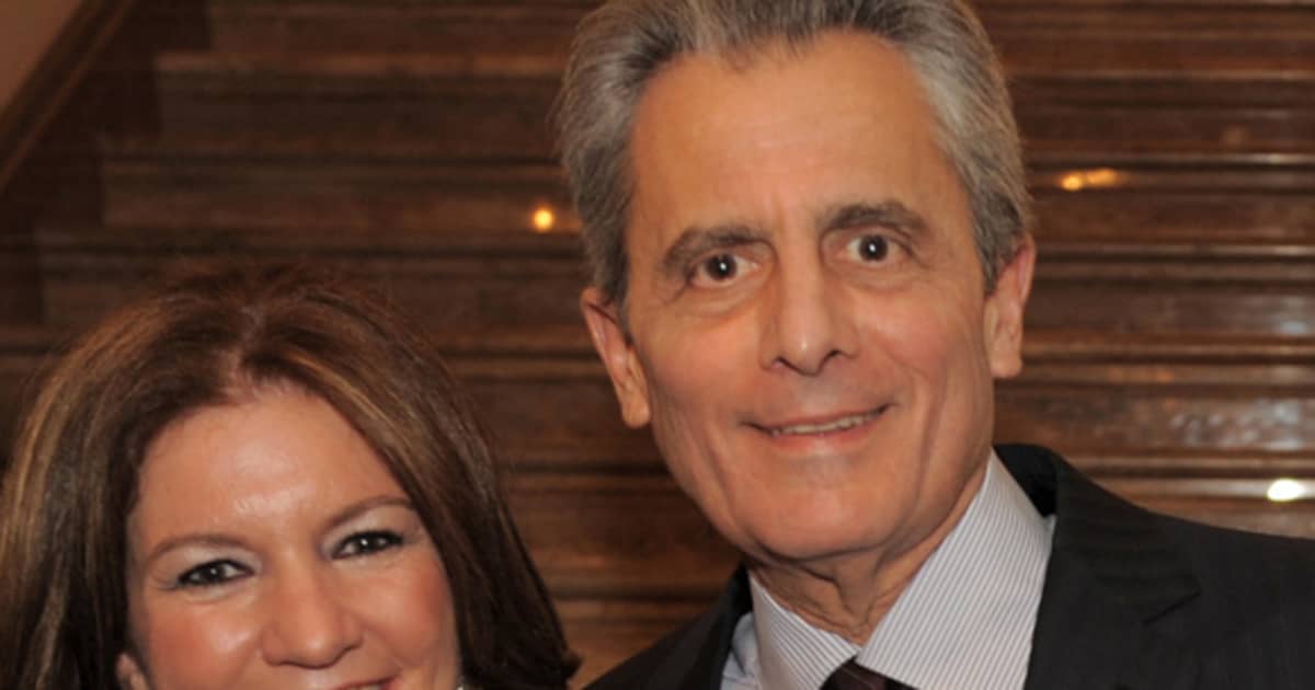 FIU Business receives gift to establish new accounting scholarship