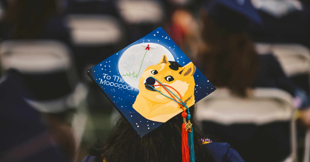 Panthers flex artistic skills on grad caps FIU News Florida