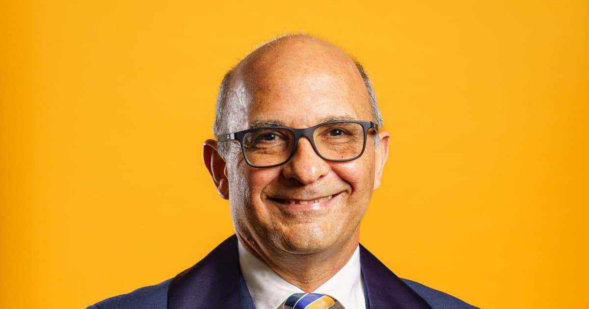 Professor Jose Faria named winner of 2022 Real Triumphs Faculty Award