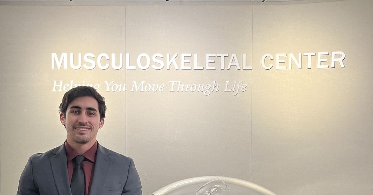 Medical students take a strategic pause to concentrate on research