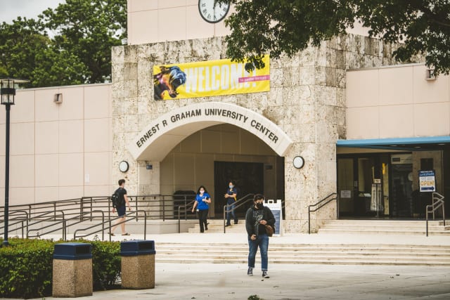 August 2020 in photos: Fall semester begins | FIU News - Florida International University