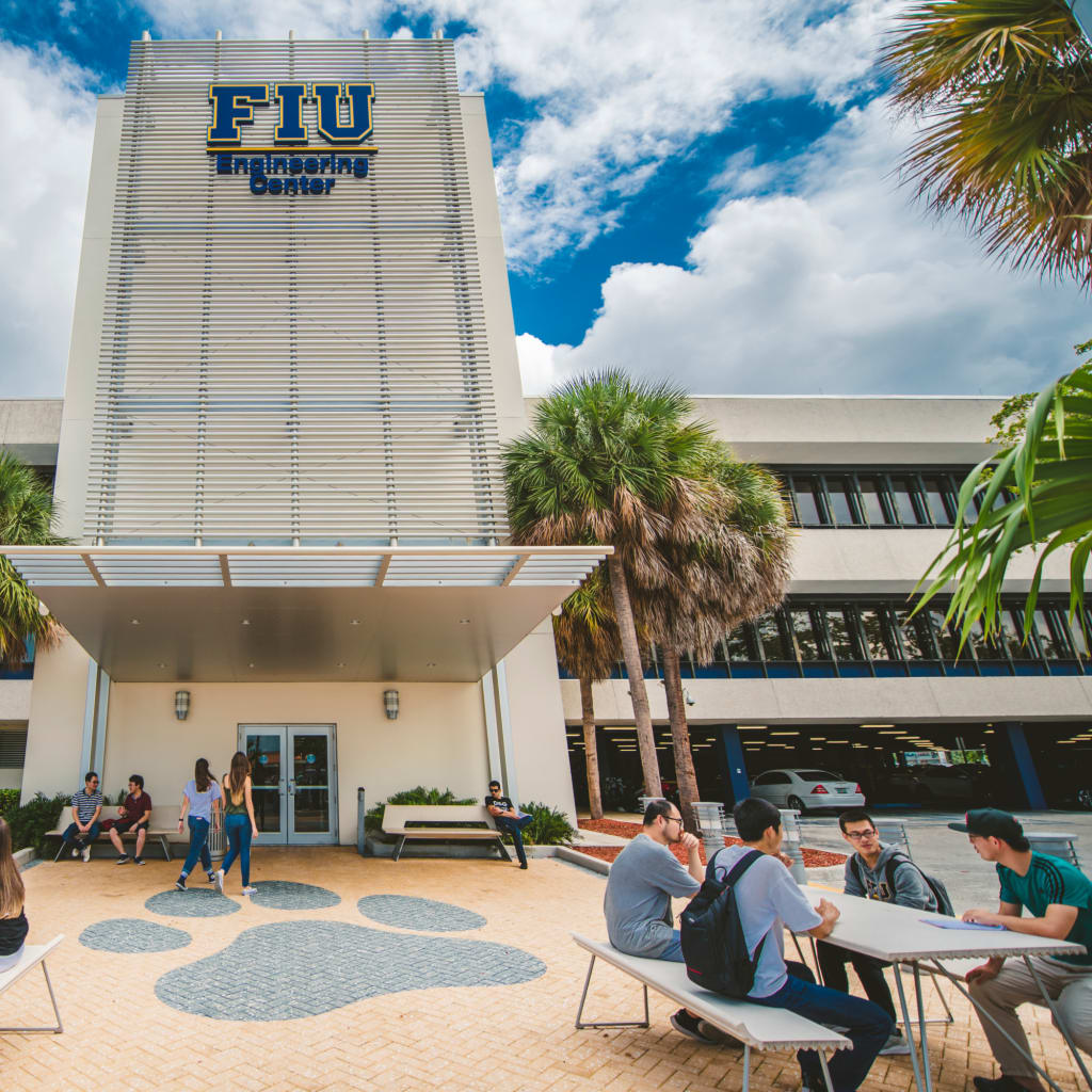 Miami Dade College and FIU announce program to accelerate master’s