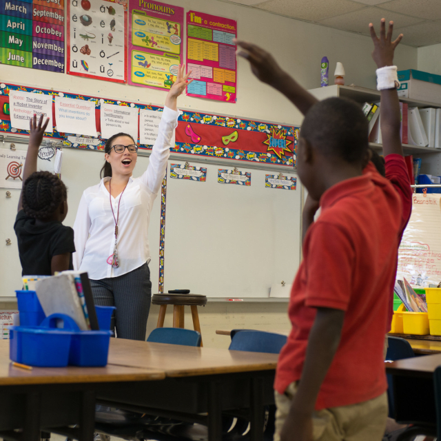 teacher-prep-program-to-support-english-learners-in-public-school