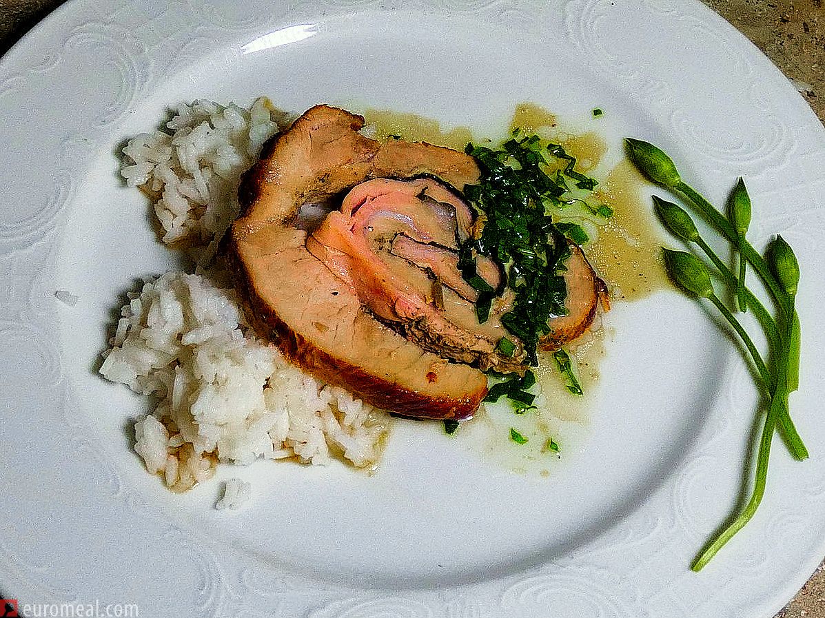 Gerollter Bärlauch Braten