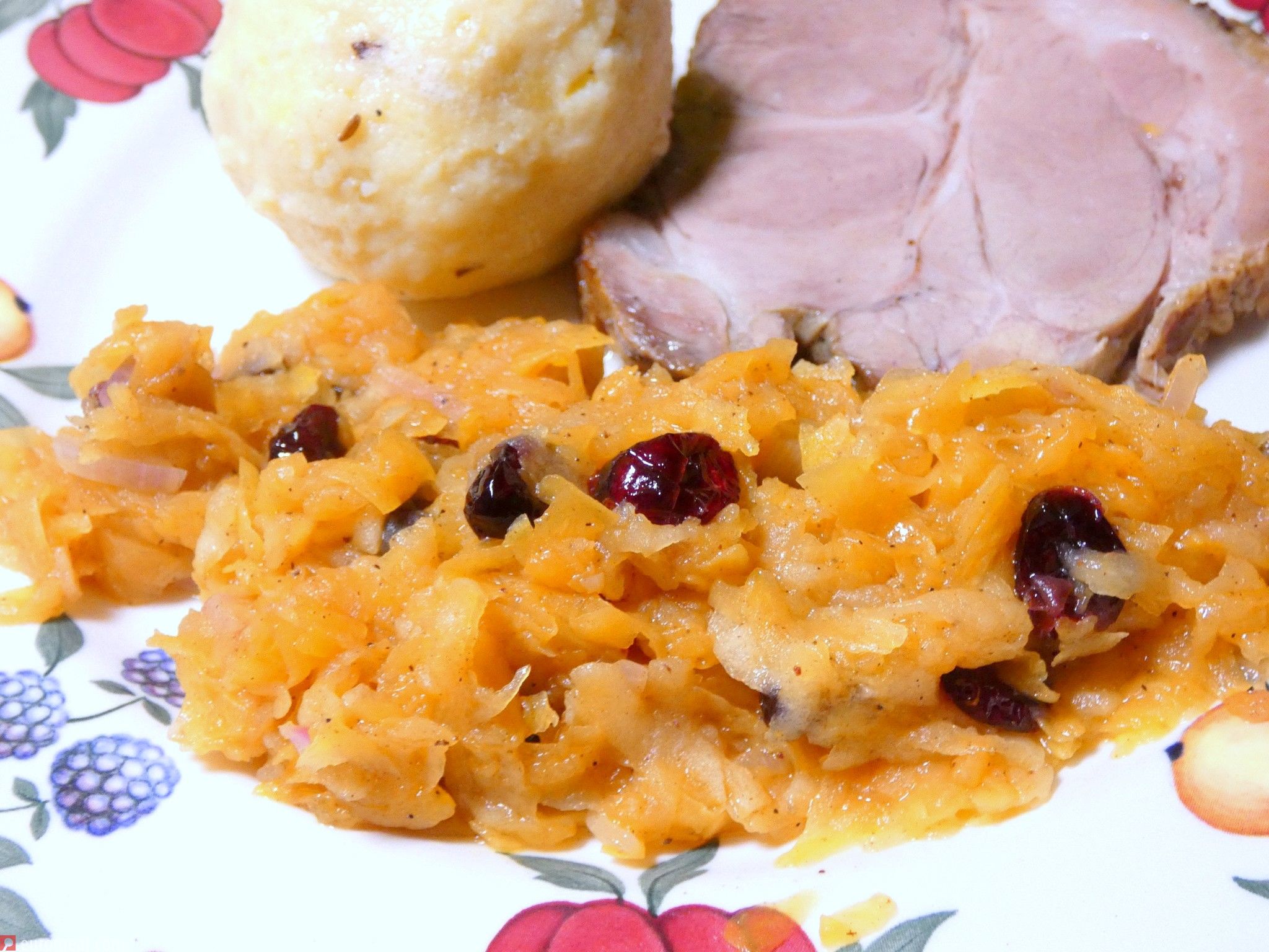 Kürbisgemüse mit Apfel und Cranberries