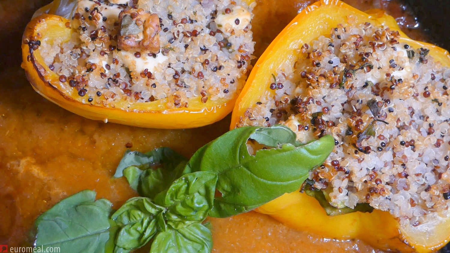 Gefüllte Paprika vegetarisch