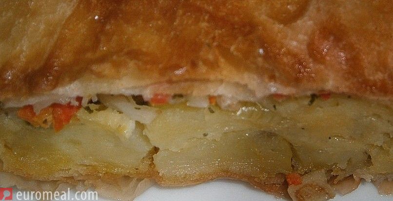 Erdäpfel-Gemüsestrudel