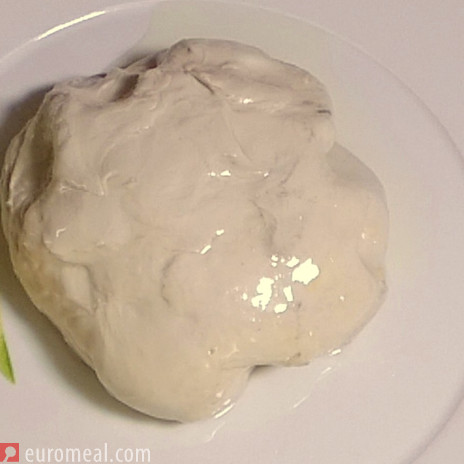 Gezogener Strudelteig