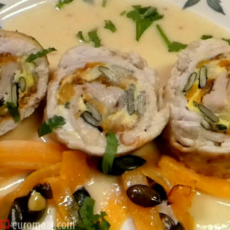 Involtini mit Kürbis Ei Füllung - zarte Schweinefleischröllchen herzhaft gefüllt