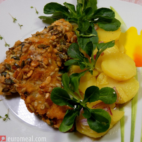 Knuspriges Kabeljaufilet in Körnerpanade