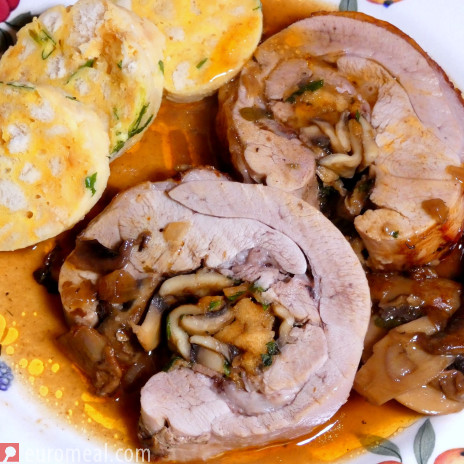 Putenrollbraten auf Jägerart