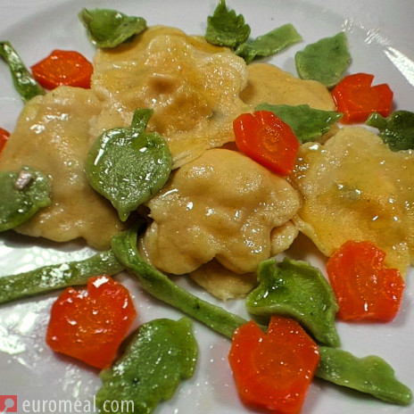 Ravioli "Blumen" aus frischem Nudelteig