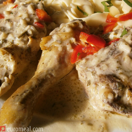 Huhn in Knoblauch - Weinsauce