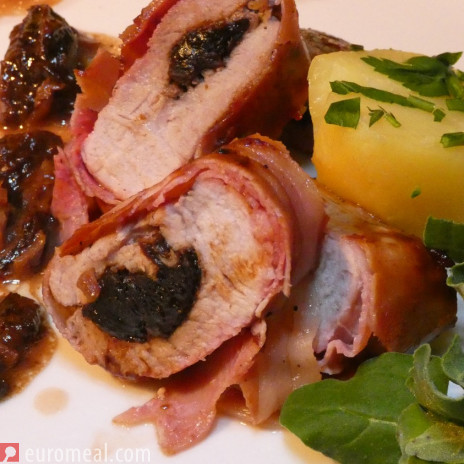 Schweinsmedaillions mit Dörrpflaumenfüllung
