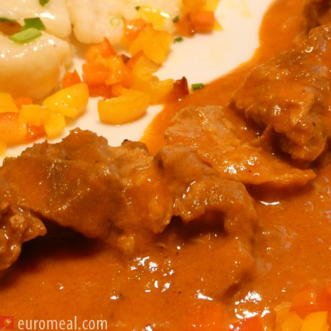 Kalbsgulasch