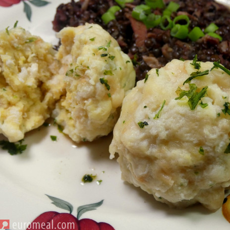 Semmelknödel - Weißbrotklöße