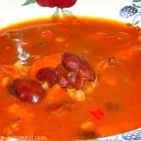Serbische Bohnensuppe