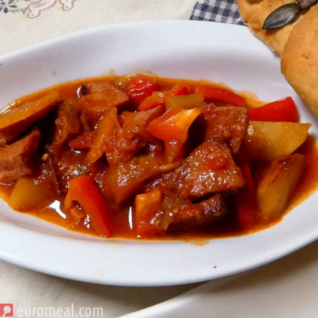 Wurstgulasch