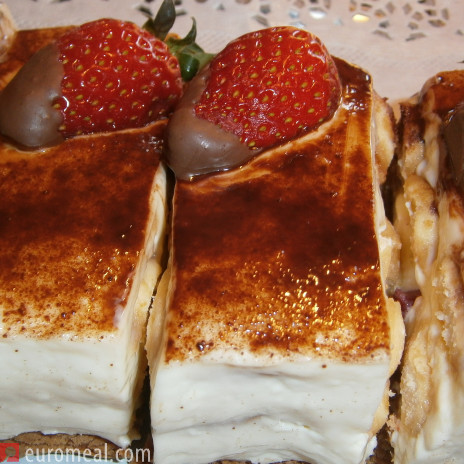 Erdbeer-Tiramisu-Schnitten