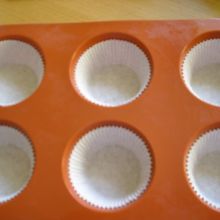 mit Papiermanschetten auslegen