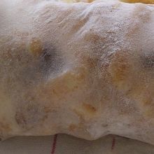 Strudel goldgelb backen