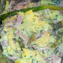 Salat verrühren